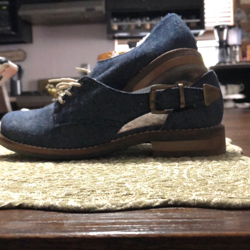 Andrea Levi shoes size 5 1/2 - Picture 3 of 3